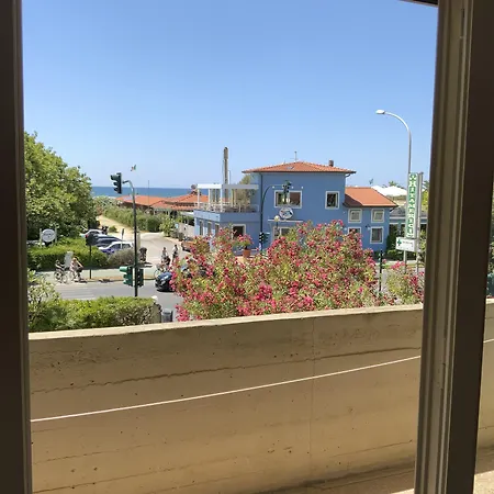 Naviglio Szálloda Marina di Pietrasanta